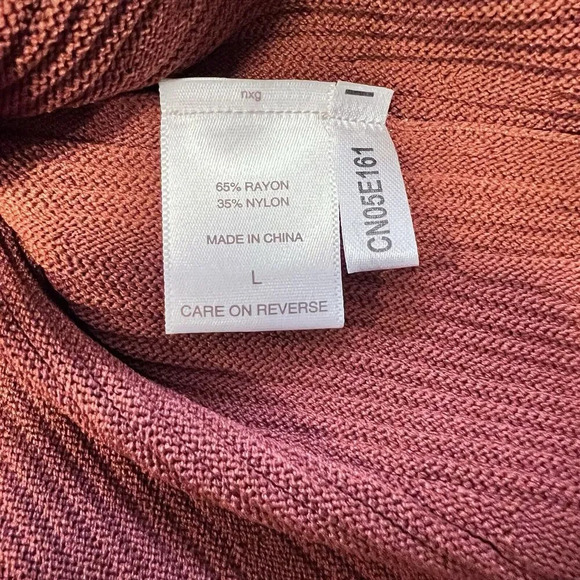 Eva Mendes by New York & Company Bell Sleeve Peplum Sweater Size Large - Picture 9 of 12